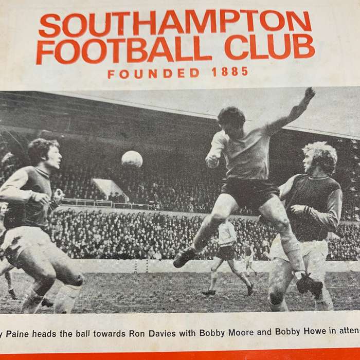 Soccer  1970 'Southampton vs Liverpool' Official Programme