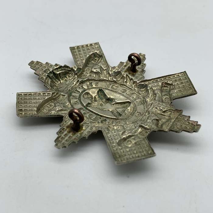 WW1 - 'Royal Highlanders - Black Watch' Cap Badge (First Pattern)