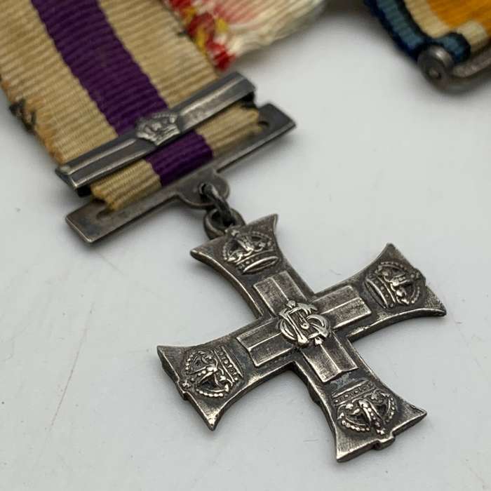 WW1 - 'Military Cross & Bar' Miniature Medal Group