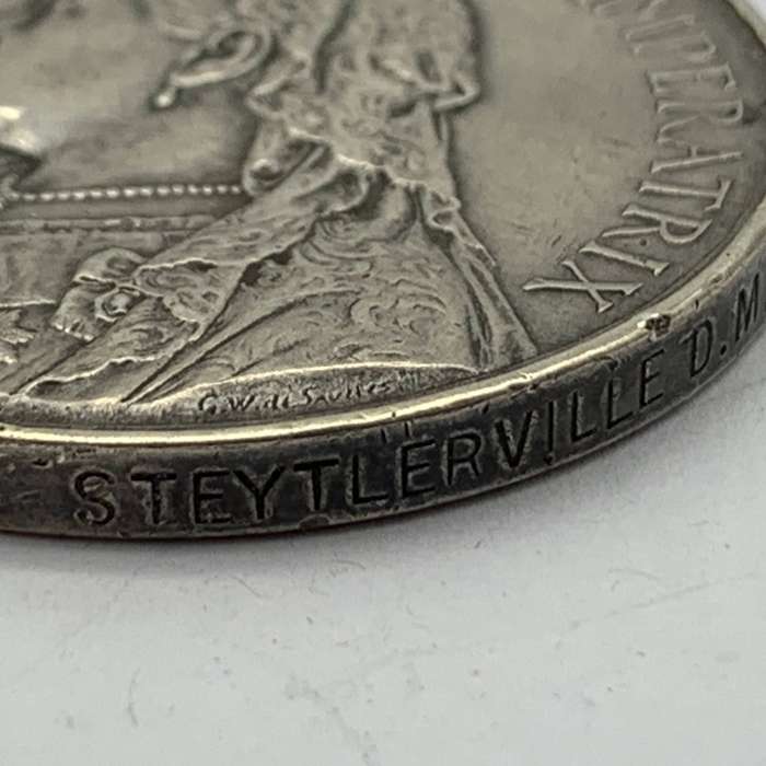 Boer War  Q.S.A. Medal to 'TPR. R.P. BEZUIDENHOUT' (STEYTLERVILLE D.M.T.)