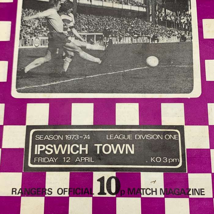 Soccer  '1973/4 Queens Park Rangers vs Ipswich Town' Official Programme