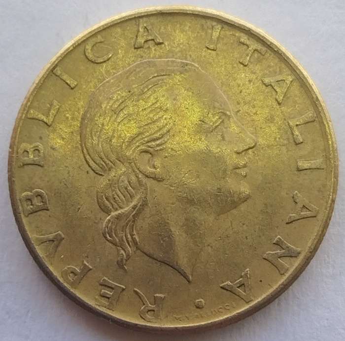 1978  200 Lire     Italy         SUN14773~