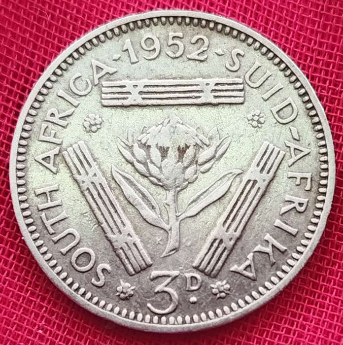 1952  Threepence Coin   SILVER   0.500             SUN15605