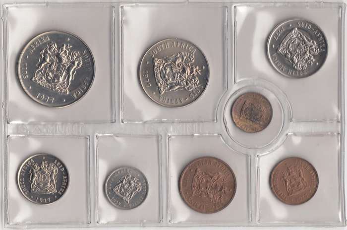 1977 MINT PACK UNC With 1/2 Cent Coin  Sealed    1977-102