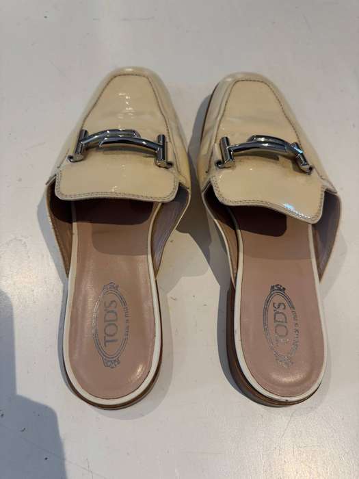 Tod's Shoes - Vintage Fashion - Luxury - Size 37.5 - Pre-Owned - Shoes/Heels