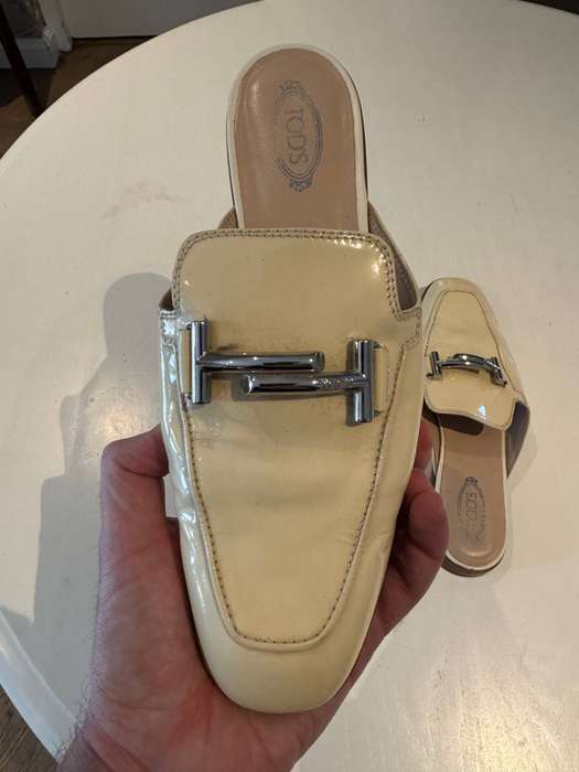 Tod's Shoes - Vintage Fashion - Luxury - Size 37.5 - Pre-Owned - Shoes/Heels