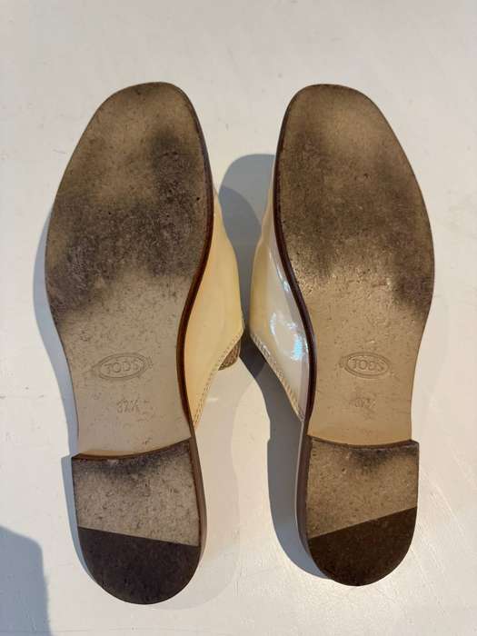 Tod's Shoes - Vintage Fashion - Luxury - Size 37.5 - Pre-Owned - Shoes/Heels