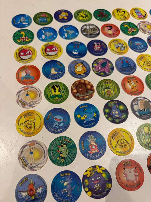 64 x Pokemon Tazo