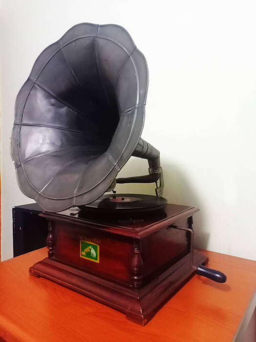 HMV Gramophone