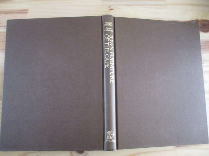 TOWN FURNITURE OF THE CAPE - Michael Baraitser & Anton Obholzer