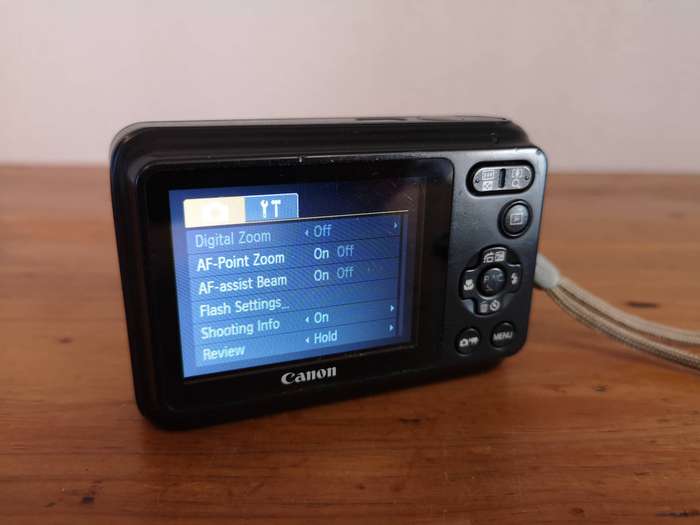 Canon PowerShot A800 10mp ccd sensor compact digital point & shoot camera