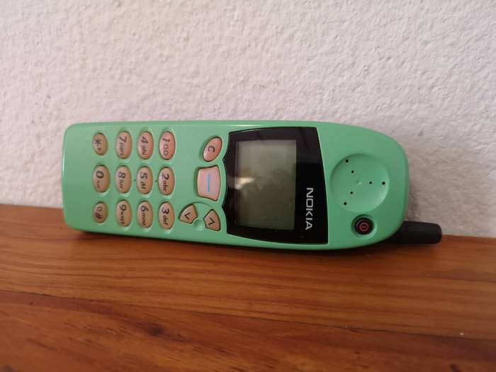 Retro Nokia 5110 with original charger *relisted due to non-payment*
