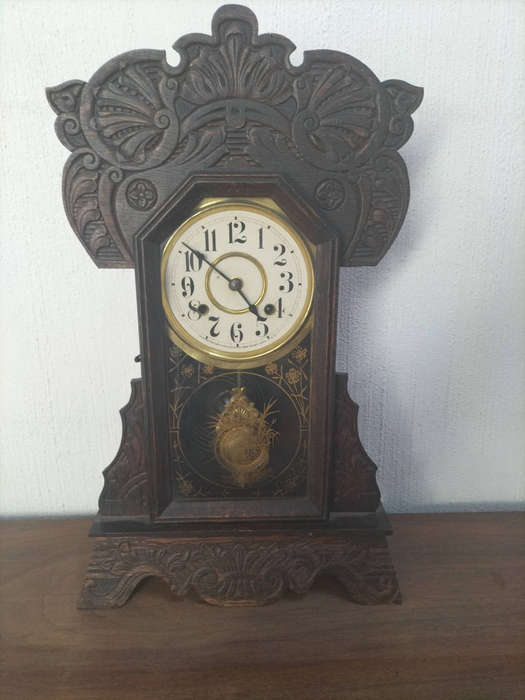 Antique New Haven Mantel Clock  Late 1800s Victorian . New Havens Camden or Parlor No. 5