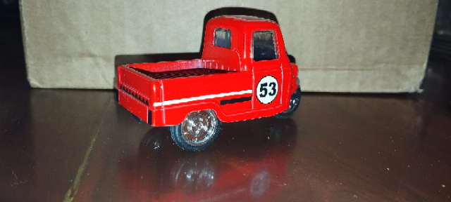 Piaggio Ape / Clone - 1/36 Scale