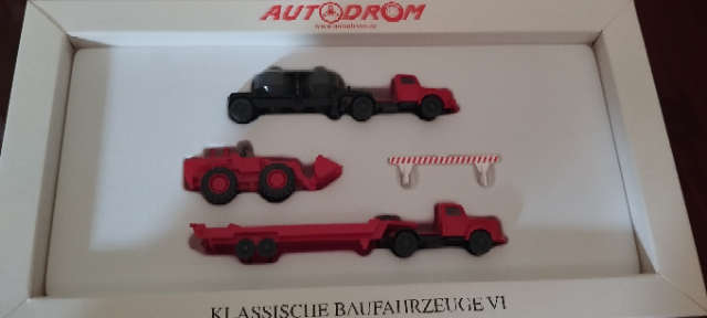 Wiking Autodrom Collectors Set - 3 Vehicles  - 1/87 Scale