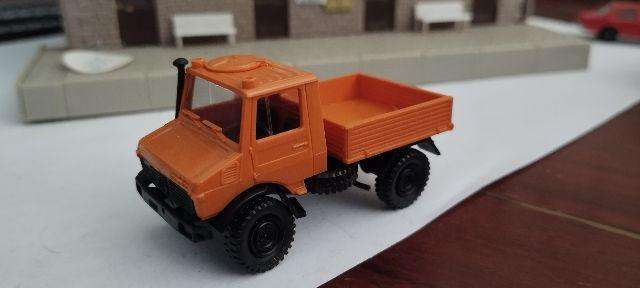 Roco Mercedes Benz Unimog - Short Wheel Base - 1/87 Scale