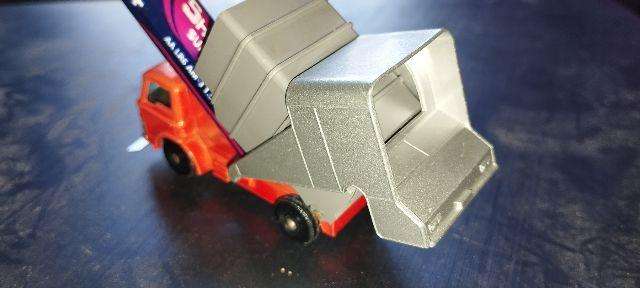 Vintage Matchbox Refuse Truck No 7 - Regular Wheels