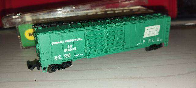 Minitrix  Penn Central Double Door Bogie Freight Car - N Gauge