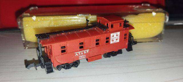 Minitrix AT & SF Caboose - American - N Gauge