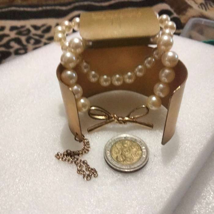 3 Bracelet 2 BALDI LONDON original label stretch Faux Pearl + Bangle Cuff yellow metal small chain