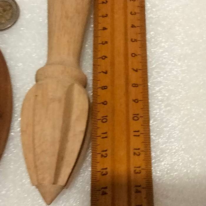 Shortbread thistle mould J&I Crichton Scotland+Citrus squeezer