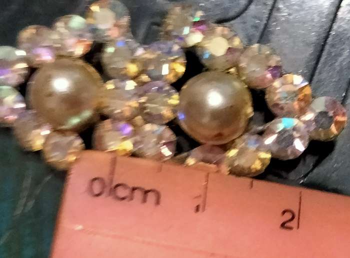 Brooch - 1 Aurora Borealis Rhinestones1950s LOOK At My Buy Now listings No Waiting