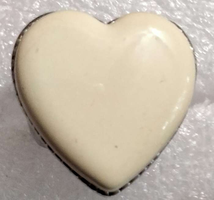 Dress RING Vintage Cream Heart Silver tone composite