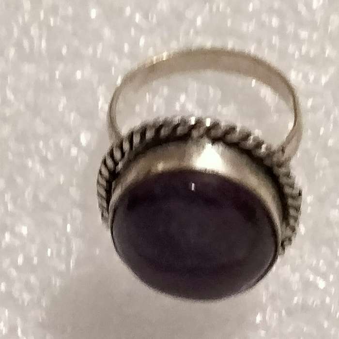Dress RING Vintage Amethyst cabochon Silver tone composite