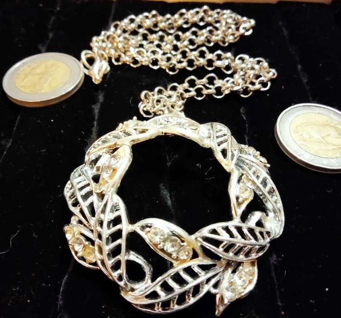 Necklace WREATH Celtic knot  Circle  leaves cut out+Rhinestones ADDED  modern belcher chain