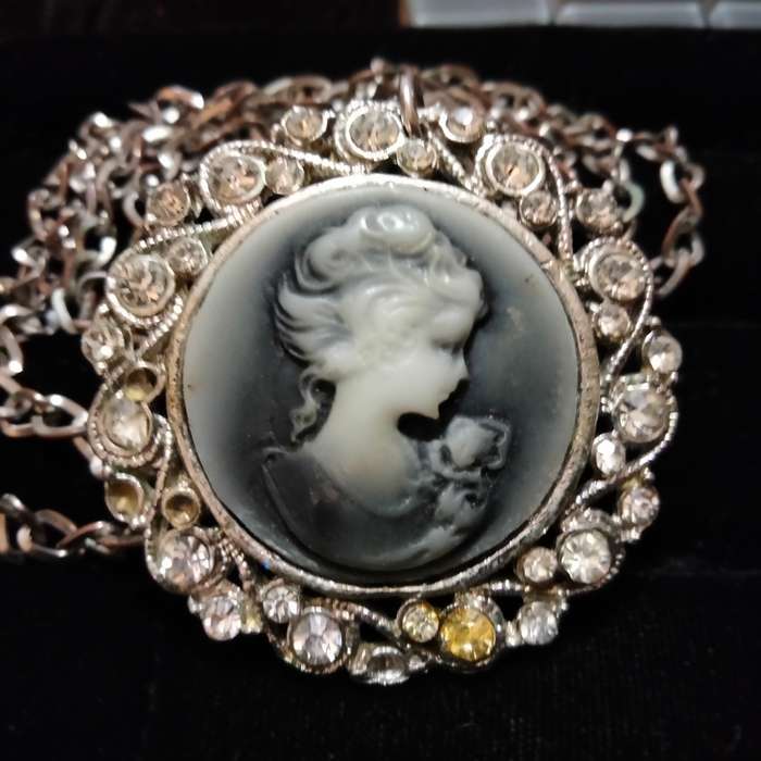 Necklace -Vtg West Germany Cameo Pendant Crystals composite + Silver tone chain