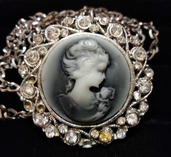 Necklace -Vtg West Germany Cameo Pendant Crystals composite + Silver tone chain