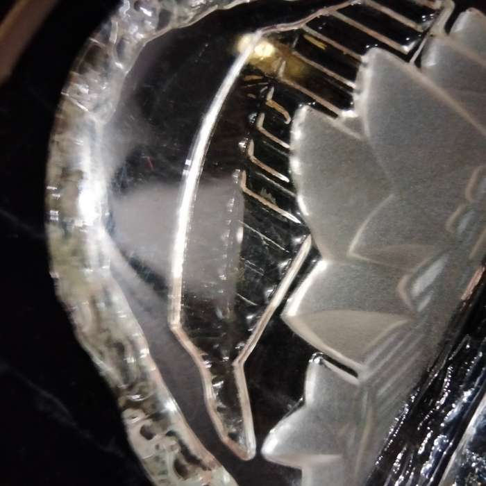 Paperweight Bohemian Crystal Glass Sydney Opera House+ Bridge Etched - Original label- Chips l