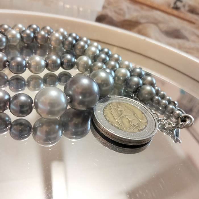 Necklace Silver hues Blueish Silverish Synthetic Pearls LOOK at my BUY NOW - NO WAITING