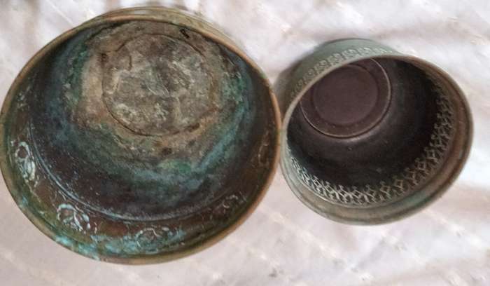 2 BRASS Planters embossed  SCOTTISH Art's+Craft Style Embossed ROSES 1