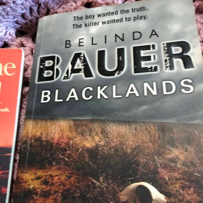 2 booksJeffrey Archer Only Time Will Tell PB 2011+Blacklands Belinda BauerPB 2010softcover Pre-owned