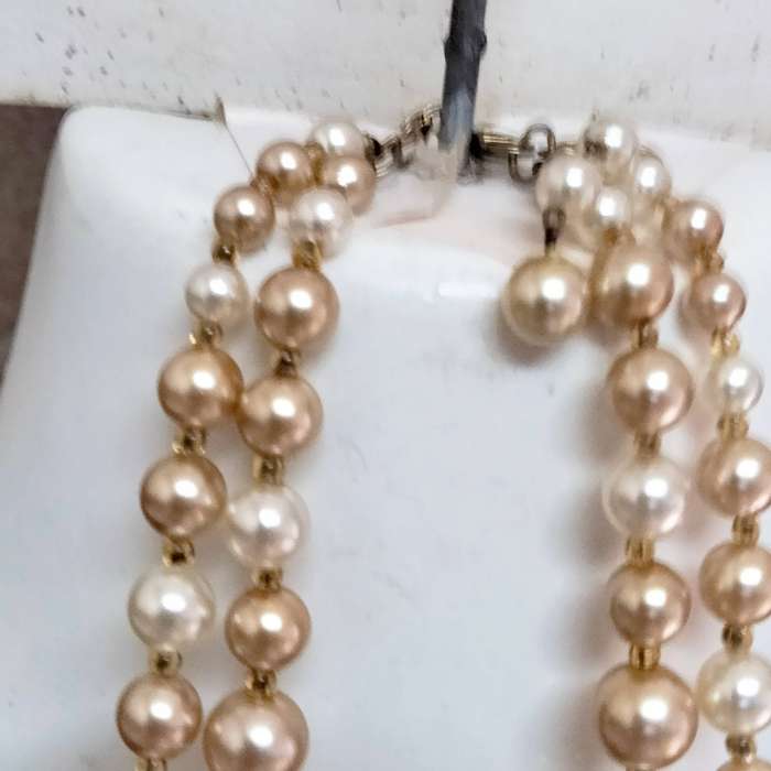 1 Necklace- vintage bib 2 strand faceted cut crystal clear+graduating faux Pearls