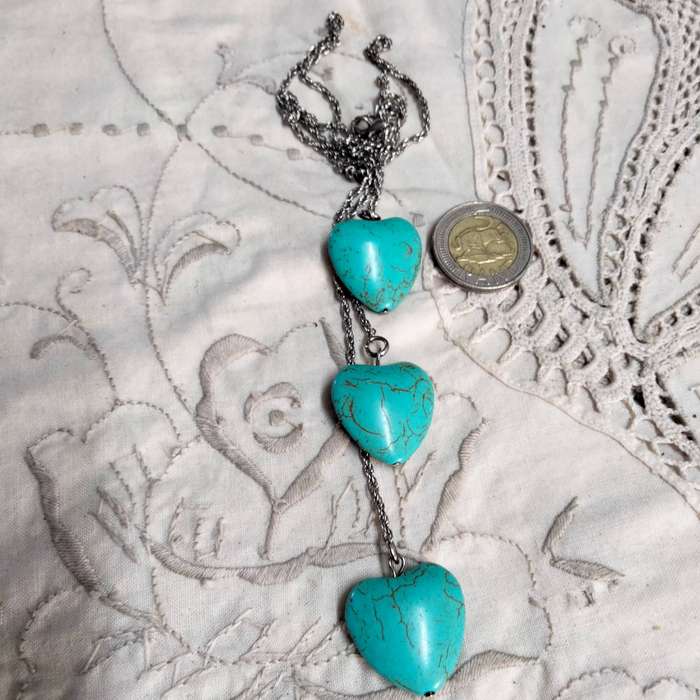 Necklace Torquoise 3 hearts  Silver Tone Look at my Buy Now listings No Waiting