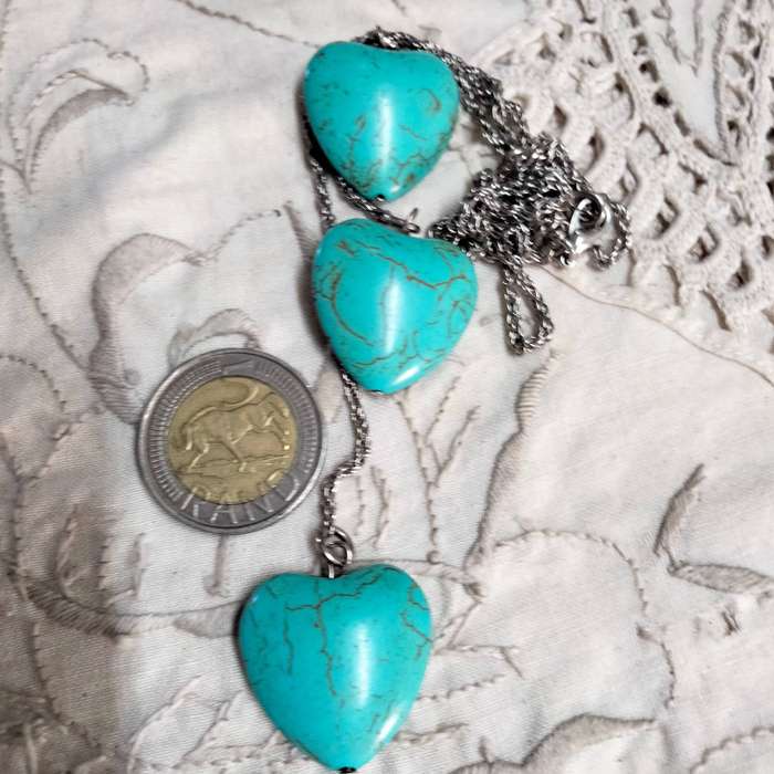 Necklace Torquoise 3 hearts  Silver Tone Look at my Buy Now listings No Waiting