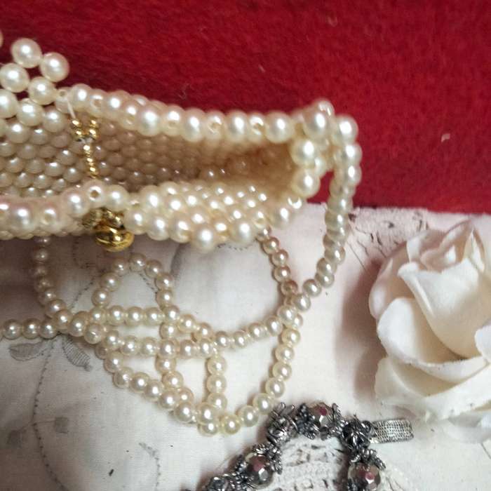 Bracelets 2 Stretch charms silver colour+Purse pearls fauxLOOK at my Buy Now items No Waiting