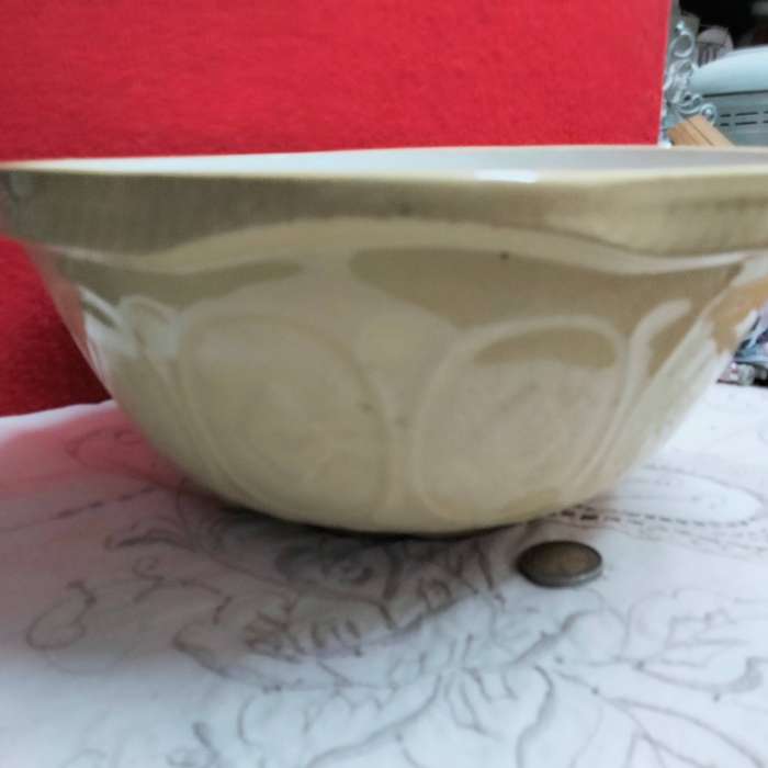 GREENS  11 1/4 "  80 WL - Gripstand England ceramic Mixing Bowl LOOK At My BUY NOW  NO WAITING