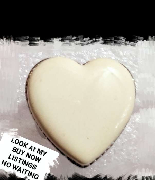 Dress RING Vintage Cream Heart Silver tone composite