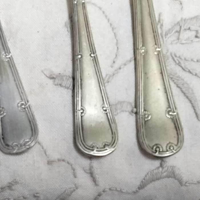5 table Ware Serving Forks Vintage LOOK At My BUY NOW LISTINGS NO WAITING