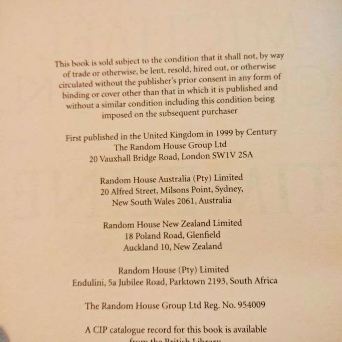 Book TIMELINE Michaebook Crichton PB1999 hardcover Pre-owned Pages 443 LOOK At My BUY NOW-NO WAITING