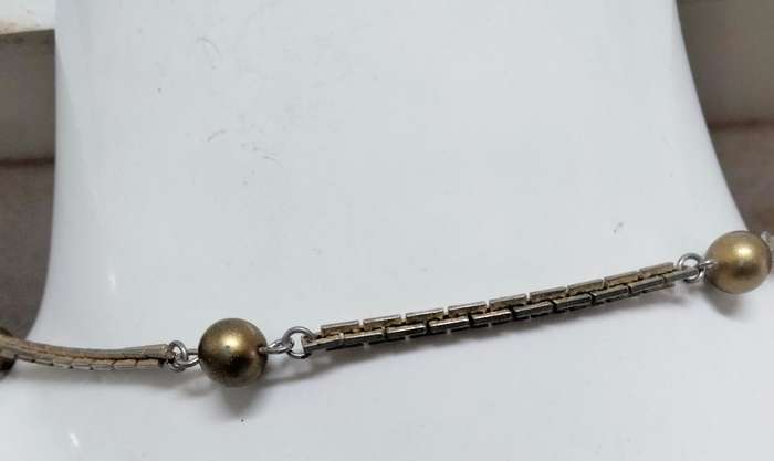 Necklace circa1950/6Os Chain Gold Metal links thin silver in middle links Gold balls spacers acrylic
