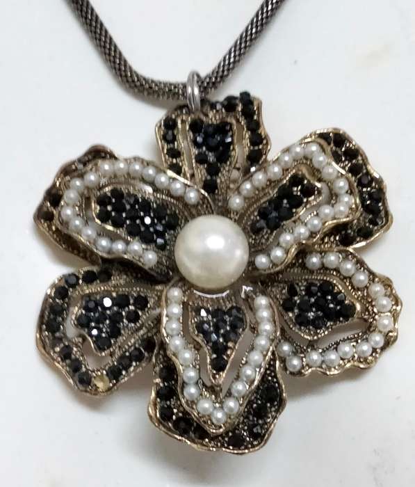 Necklace pendant  Large flower+black small Rhinestones + faux pearls added spring rings +snake chain