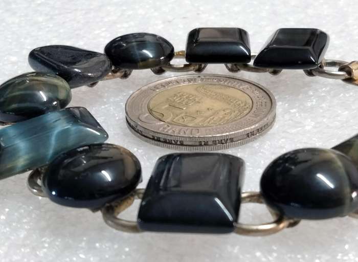 1970 Bracelet - TIGER EYE -Semi Precious Gemstone  Gold tone metal LOOK at my BUY NOW NO WAITING