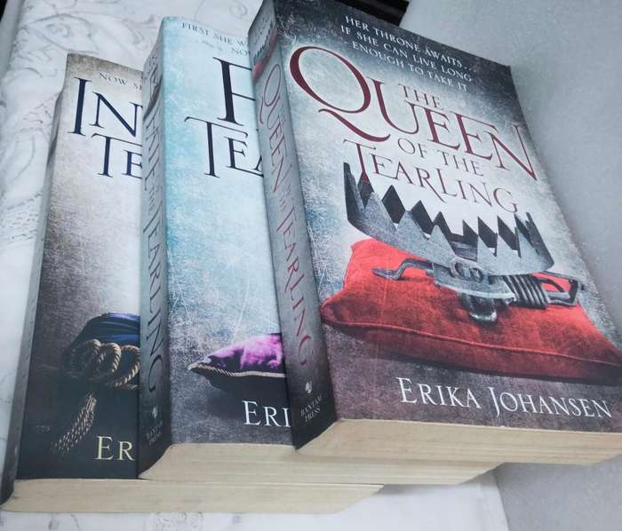 ERIKA JOHANSEN -3 books - The Queen of THE TEARLING + The FATE of the TEARLING- Pre-owned Softcover