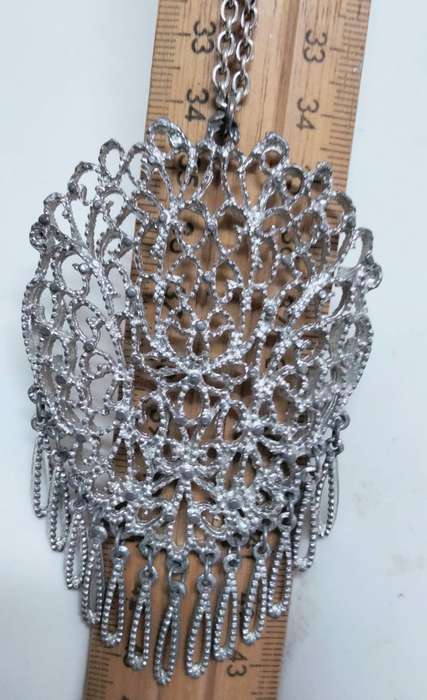 Necklace Pendant FILIGREE Intricate patt. Silver tone meta+Chain LOOK At My BUY NOW ltems NO WAITING