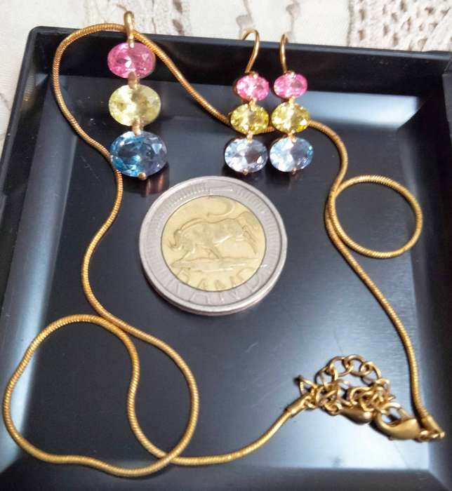 Necklace+Bracelet Aurora 3 pretty crystals chain gold Tone metal blue stones