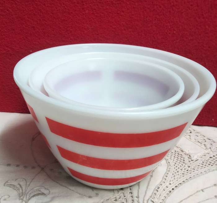 3  Mixing bowls Milk Glass Red stripe 2 OPALEX+1 bottom stamp 13LOOK At My BUY NOW - NO WAITING